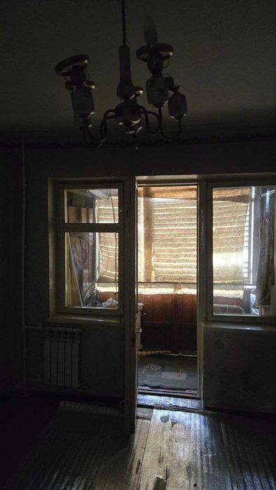 Сдаётся квартира на шелк комбинате 3х комнатная на длительный срок.