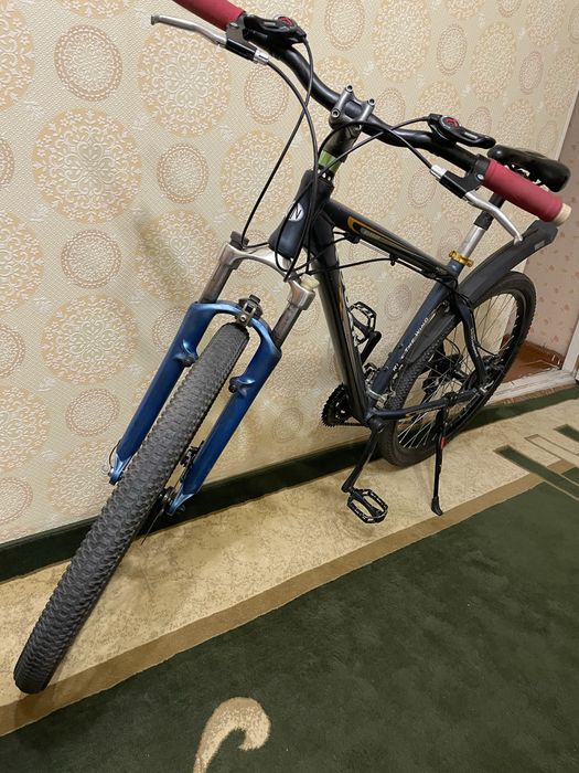 Велосипед фирмы SHIMANO