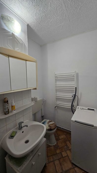 Garsonieră de închiriat, 28mp, Etaj 1, Hunedoara