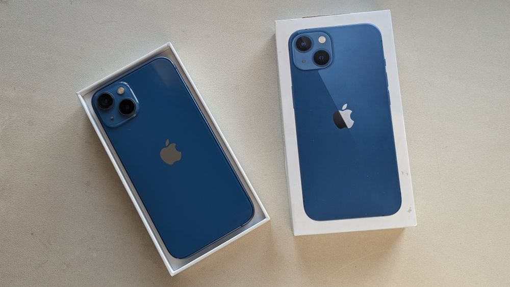 iPhone 13 256Gb Blue