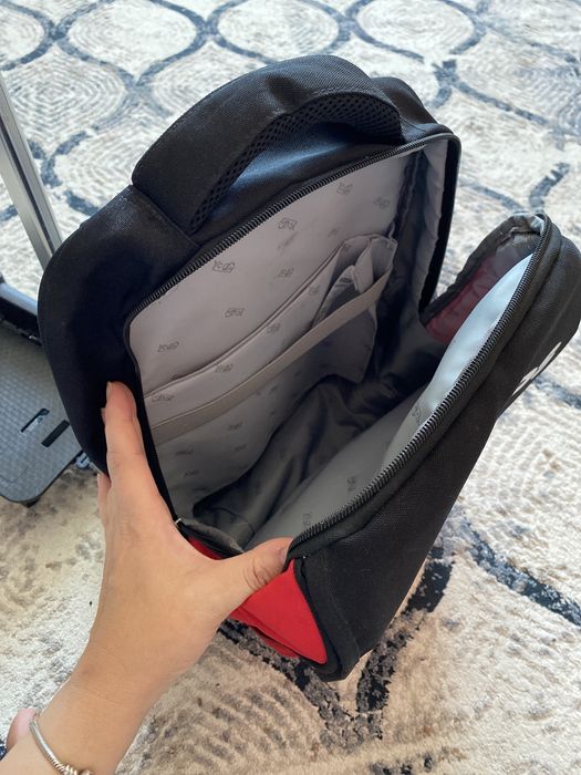 Продам портфель для мальчика! 12000 тг