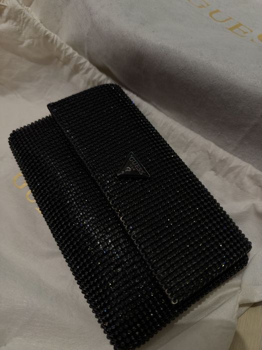 Нова чанта guess