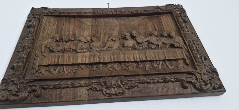 Icoana  veche pe lemn