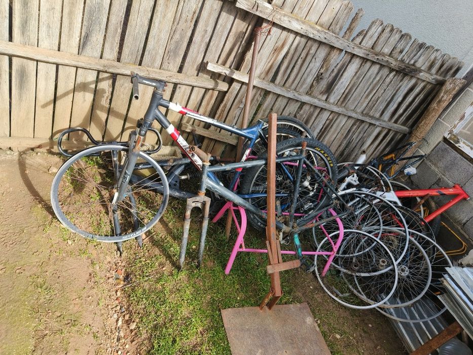 Vând biciclete, preț variabil