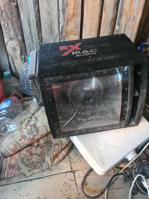 Vând tub de bass+stație