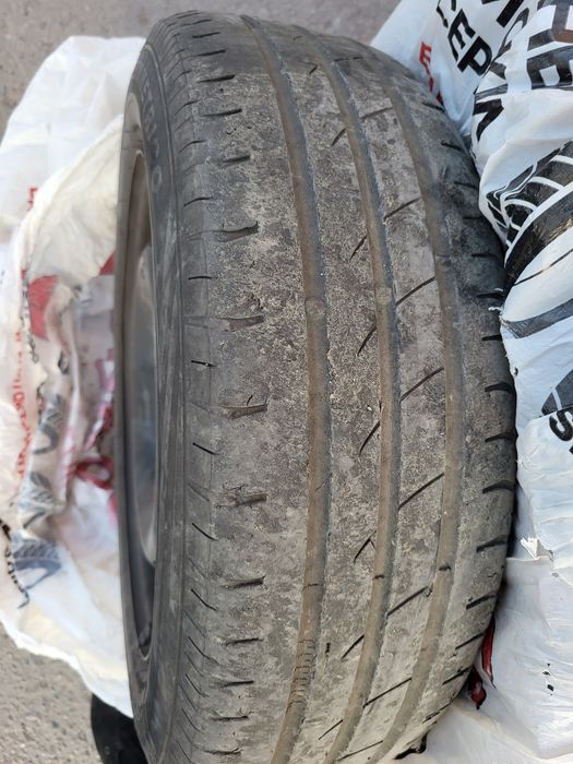 Продам шины на 15