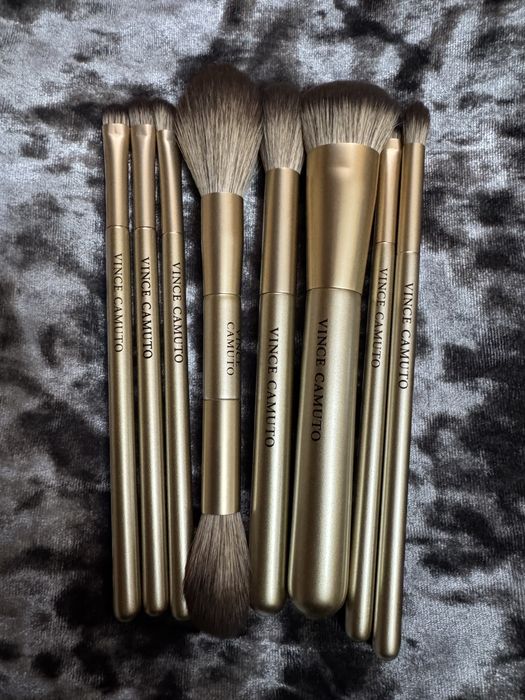 Pensule machiaj Vince Camuto