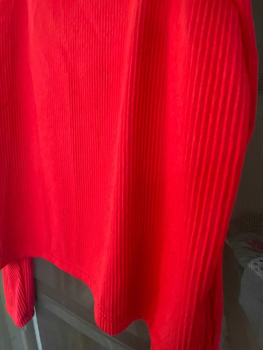 Bluza cu umeri goi, rosu, S, nou