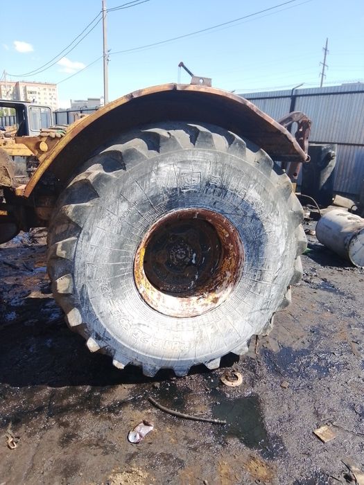Резина на к-700(Кировец)