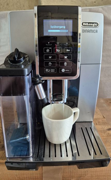 Кафемашина "Delonghi Dinamica "