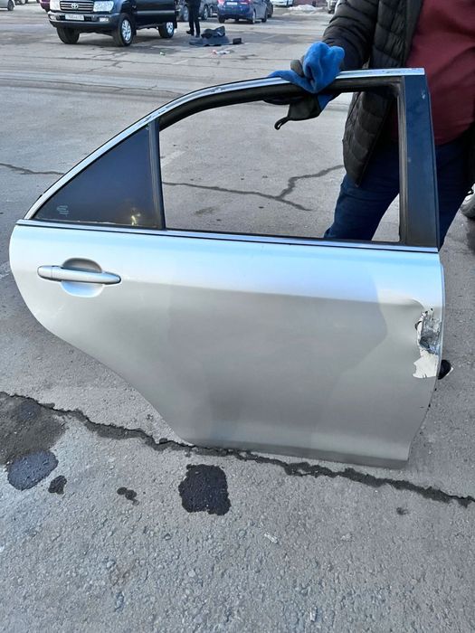 Задний дверь тойота 40 серебро