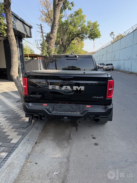 Dodge Ram 1500 RHO