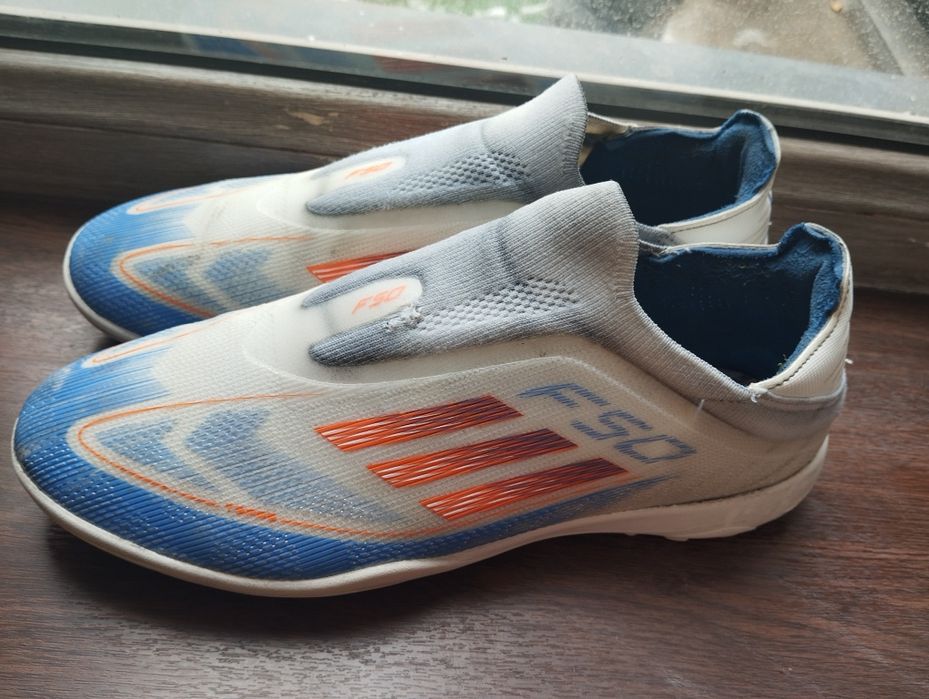 Сороконожки adidas f50 white-blue 42 размер