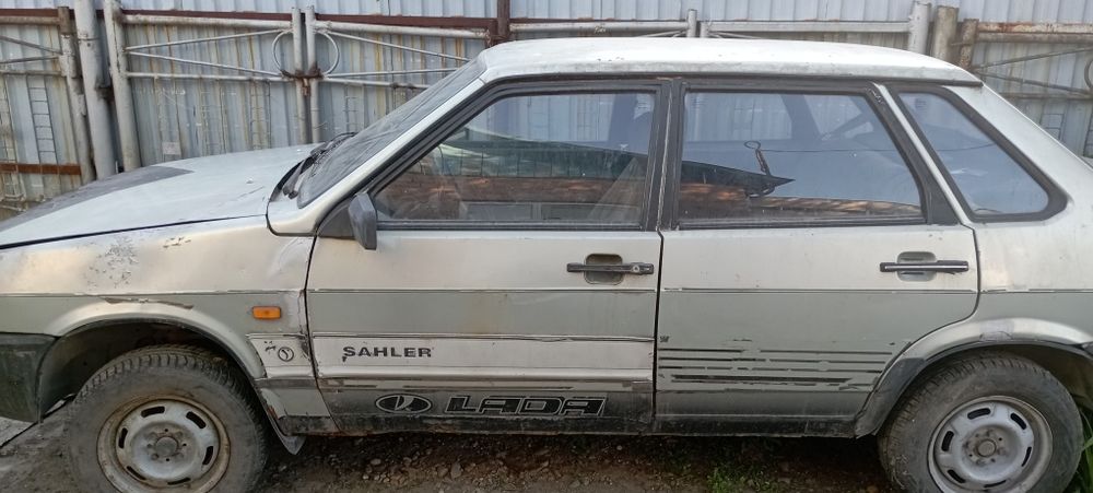 Продам на запчасти. Разбор. Коробки нет, двигатель разобран.