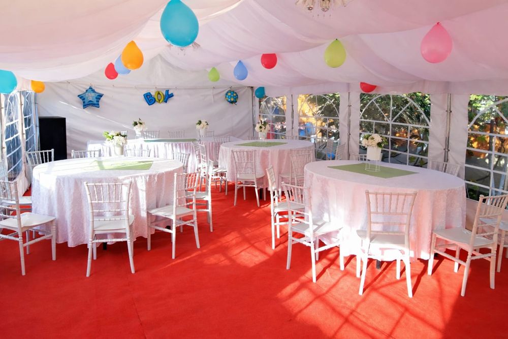 Închiriez corturi de evenimente