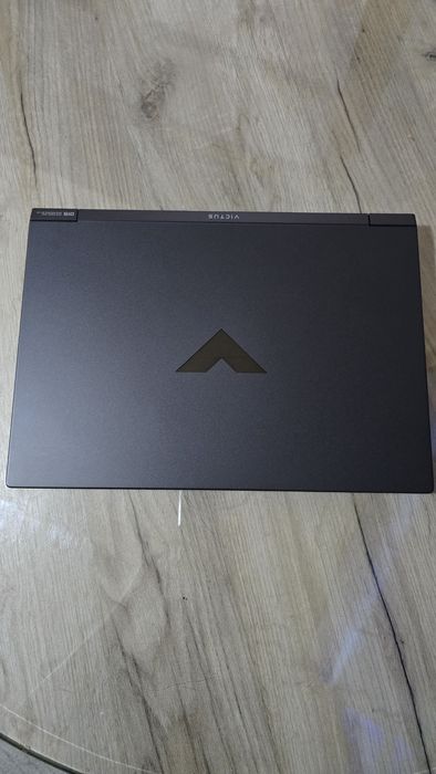 HP Victus 15/15,6 FHD,IPS,144ГЦ Intel Core i5-1342OH,DDR4 8ГБ,SSD 512