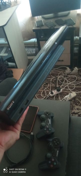PlayStation 3 super slim yangidek