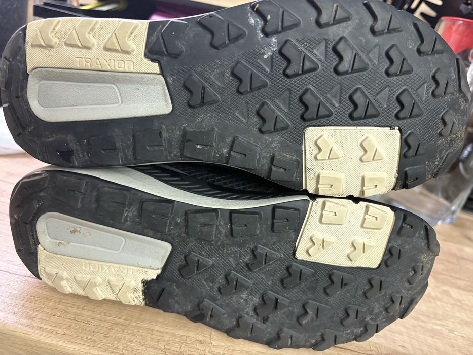 Маратонки Adidas terrex