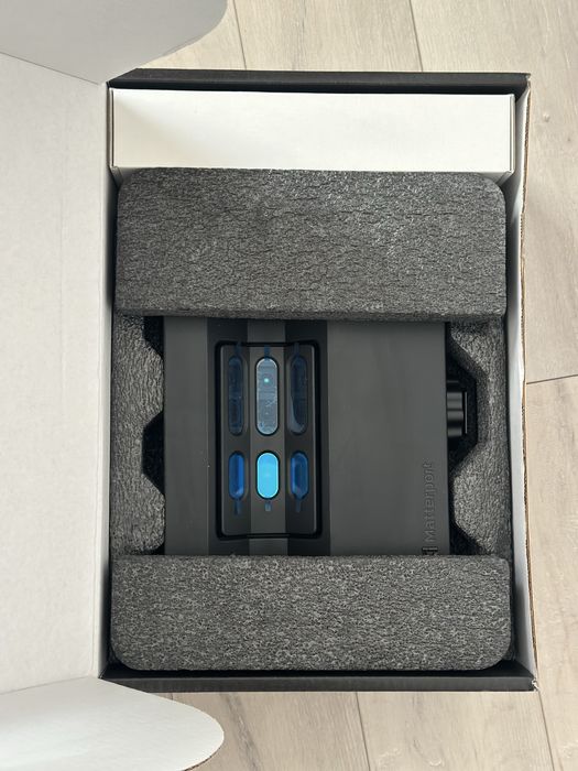 Matterport Pro2 3D Camera - Noua, sigilata - Tururi virtuale premium