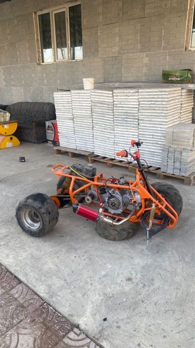 Продам на ходу квадроцикл