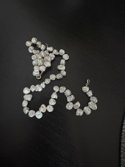 Vând perle keshi, noi.