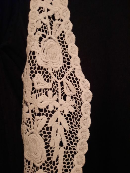 Frumoasa vesta dama din dantela de bumbac mărimea 40