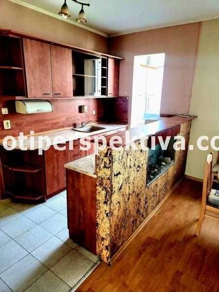 Продава се Тристаен апартамент в Пловдив, Център - 92 кв.м за 1490 €/кв.м - Снимка #3