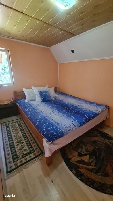 Casă de vânzare în comuna Brăduleț, județ Argeș.