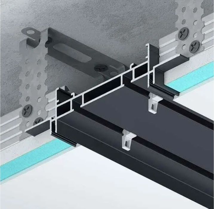 Л образный плинтус,галтели