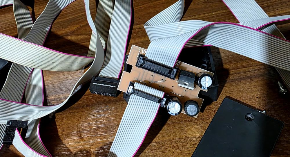 Interfata paralel cititoare bancnote vending