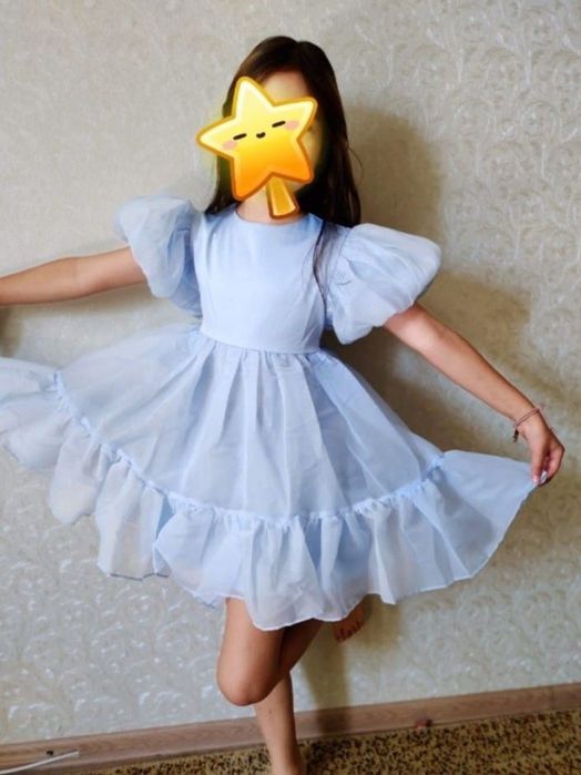 Продам платье на девочку нарядное