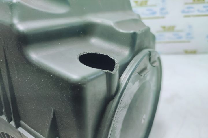 Carcasa filtru aer 1.6 tdci av61-9600-bf av619600bf Ford Focus 3  [din 2011 pana  2015] seria