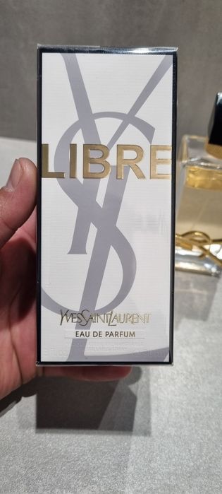 LIBRE Yvessaint Laurent Eau de Parfum распив тоже есть 10мл 200000су