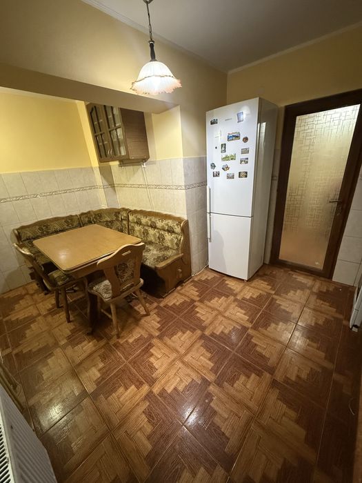 Apartament de inchiriat cu 3 camere