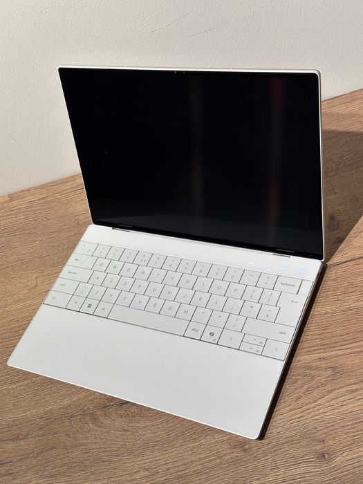 Laptop Ultrabook Dell XPS 13 9350 13.4" 3K OLED Touch Intel Core Ultra 9 288V 32GB Ram 1TB SSD Win11 AlienStore Firma Factura