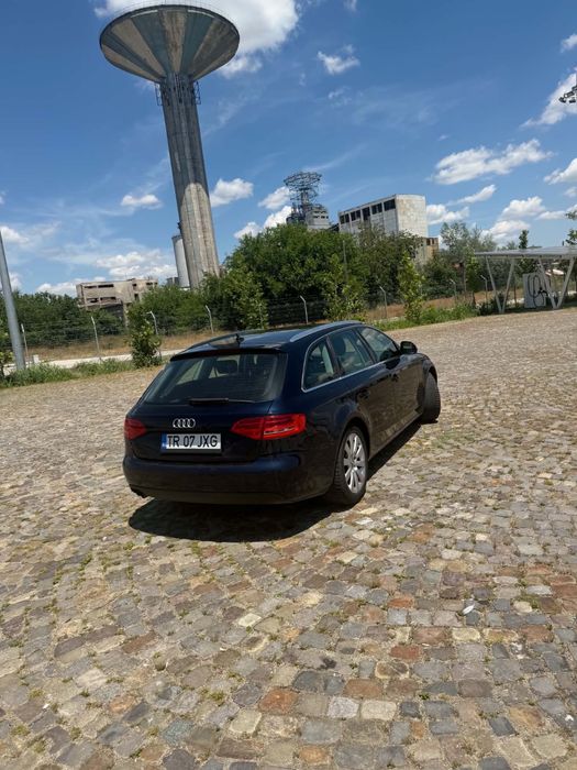 Audi A4 B8 170 cai