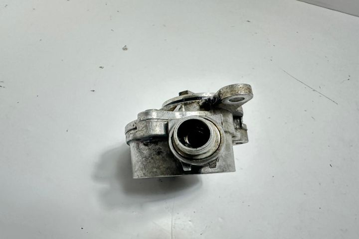 Pompa vacuum 8200102535 Renault Laguna a 2-a generatie seria