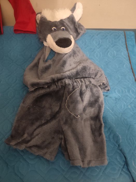 Детские костюмы  размер 38.34