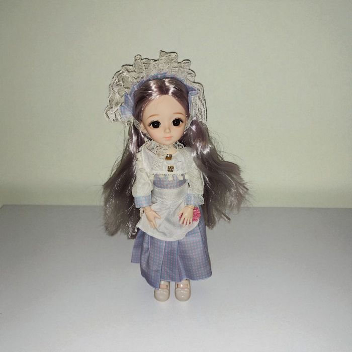 Păpușă Articulată de Colecție (30 cm)