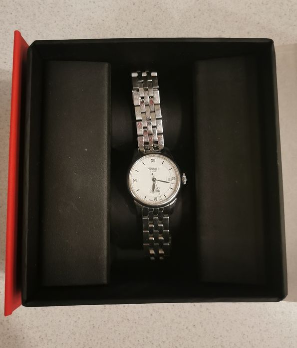 Часы женские Tissot