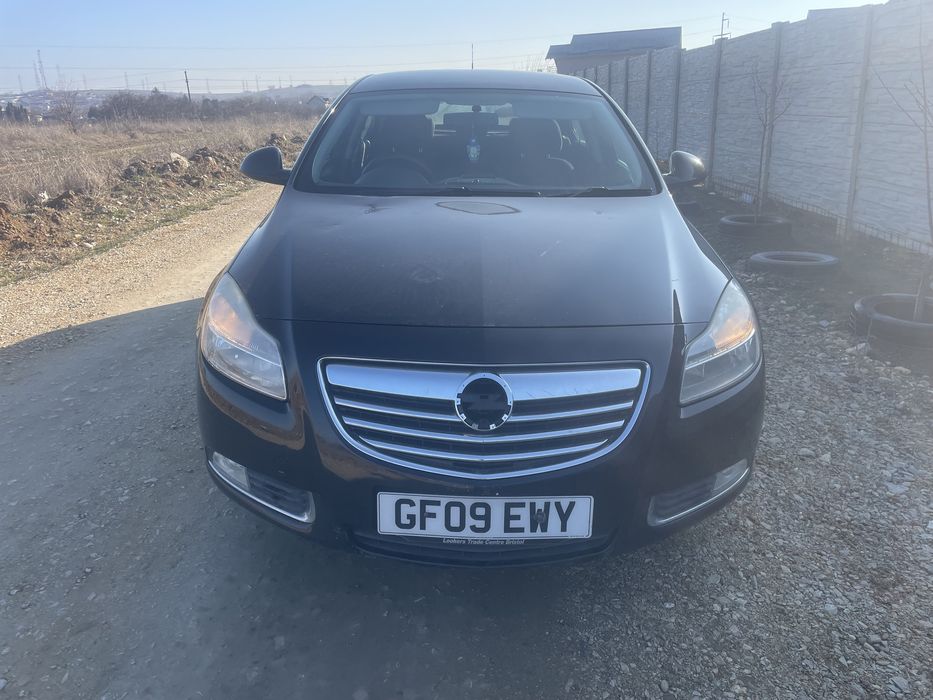 Dezmembrez opel insignia 2.0 motorina 1.8 benzina