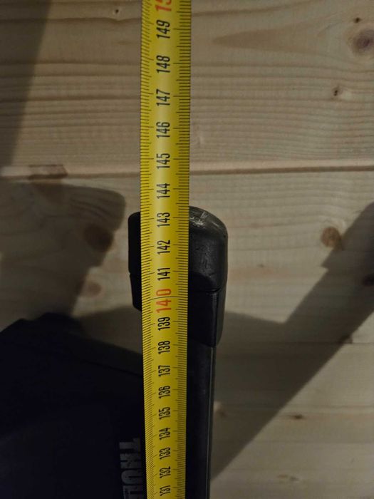 Bare transversale portbagaj Thule