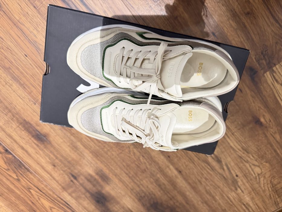 Оригинални маратонки Adidas Samba и Hugo Boss