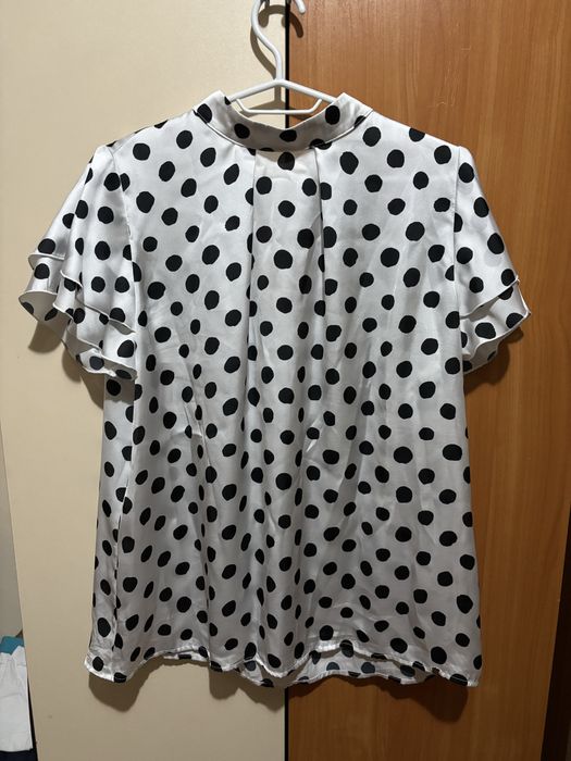 Елегантна дамска блуза Dika за поводи