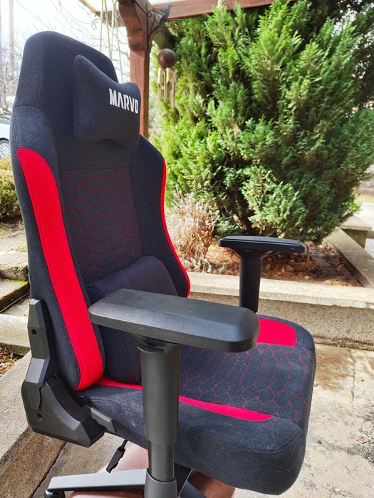 Стол за геймъри Marvo