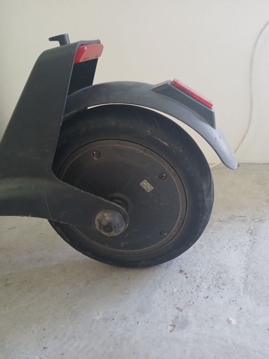 Vând trotineta electrica xiaomi lite 4 gen 2