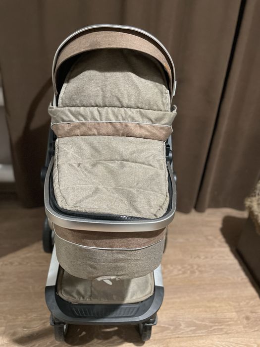 Продам  коляску