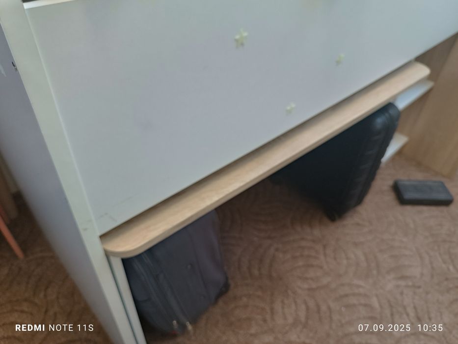 Детско легло с бюро