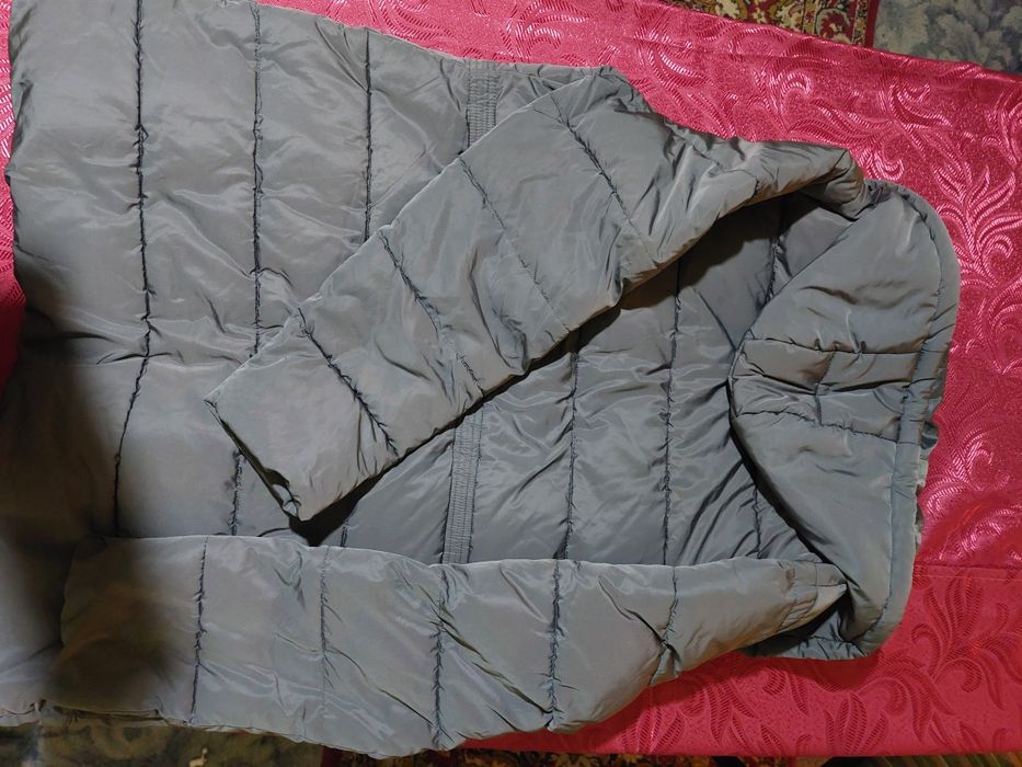 Geacă de iarnă Camaïeu cu guler cu blăniță si glugă - elegantă