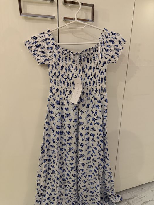 Дълга лятна рокля на цветчета